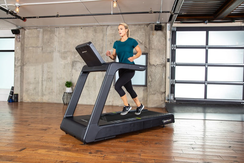 Runner on the T674 Elite
