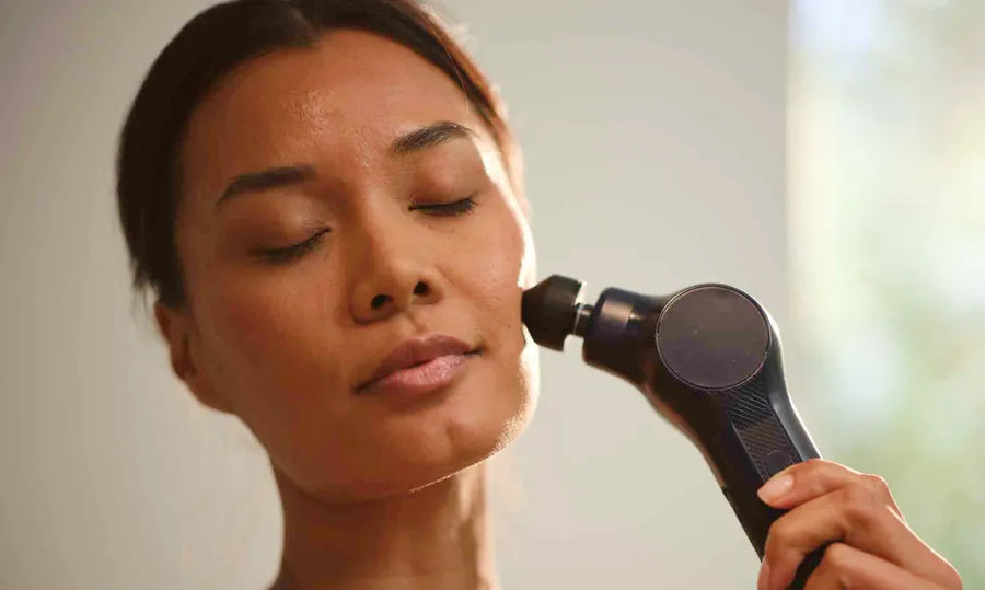 ThermFace Massage: Precision massage around the eyes