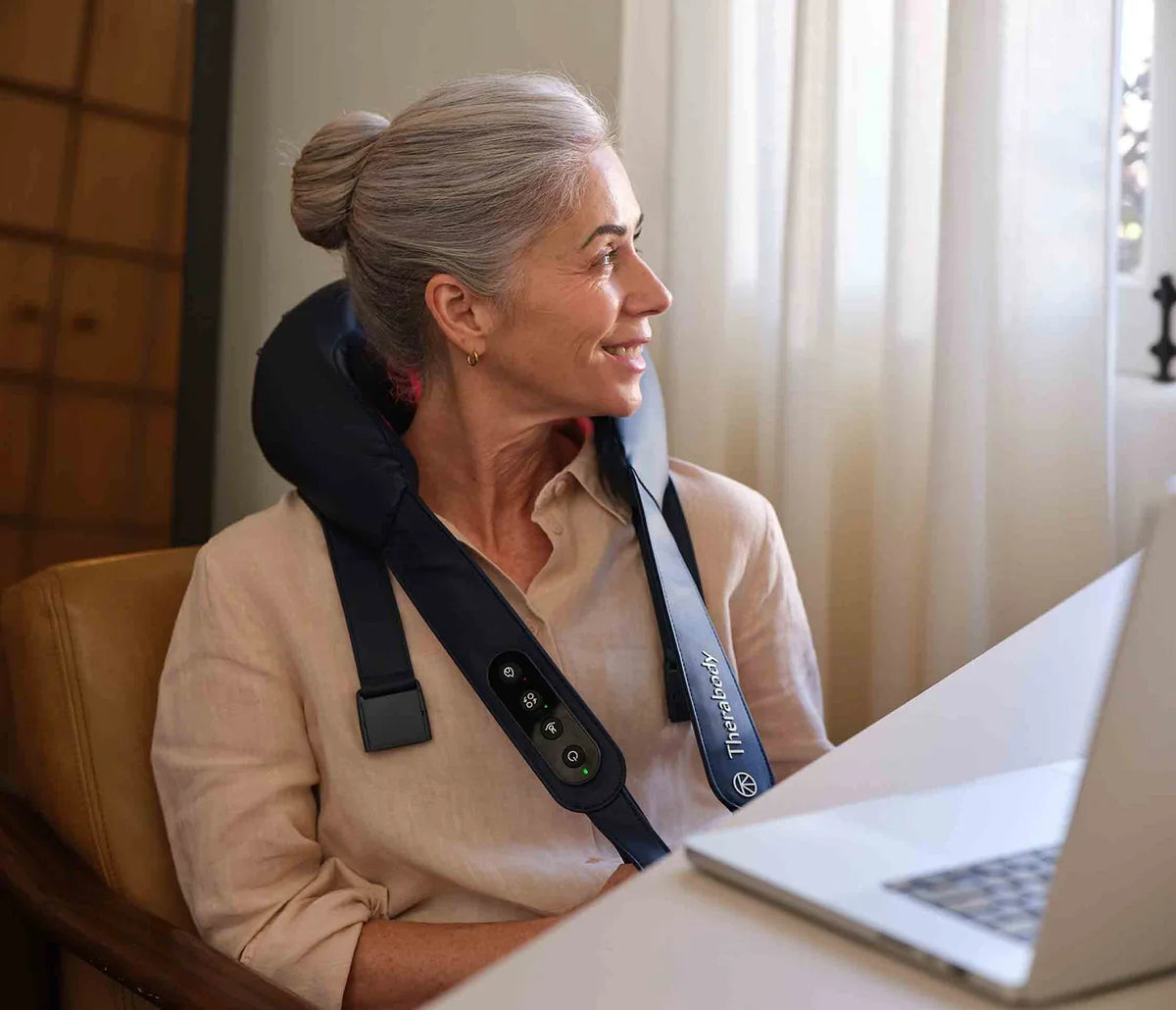 Therabody ThermNeck & Upper Back neck massager with heat — image 5