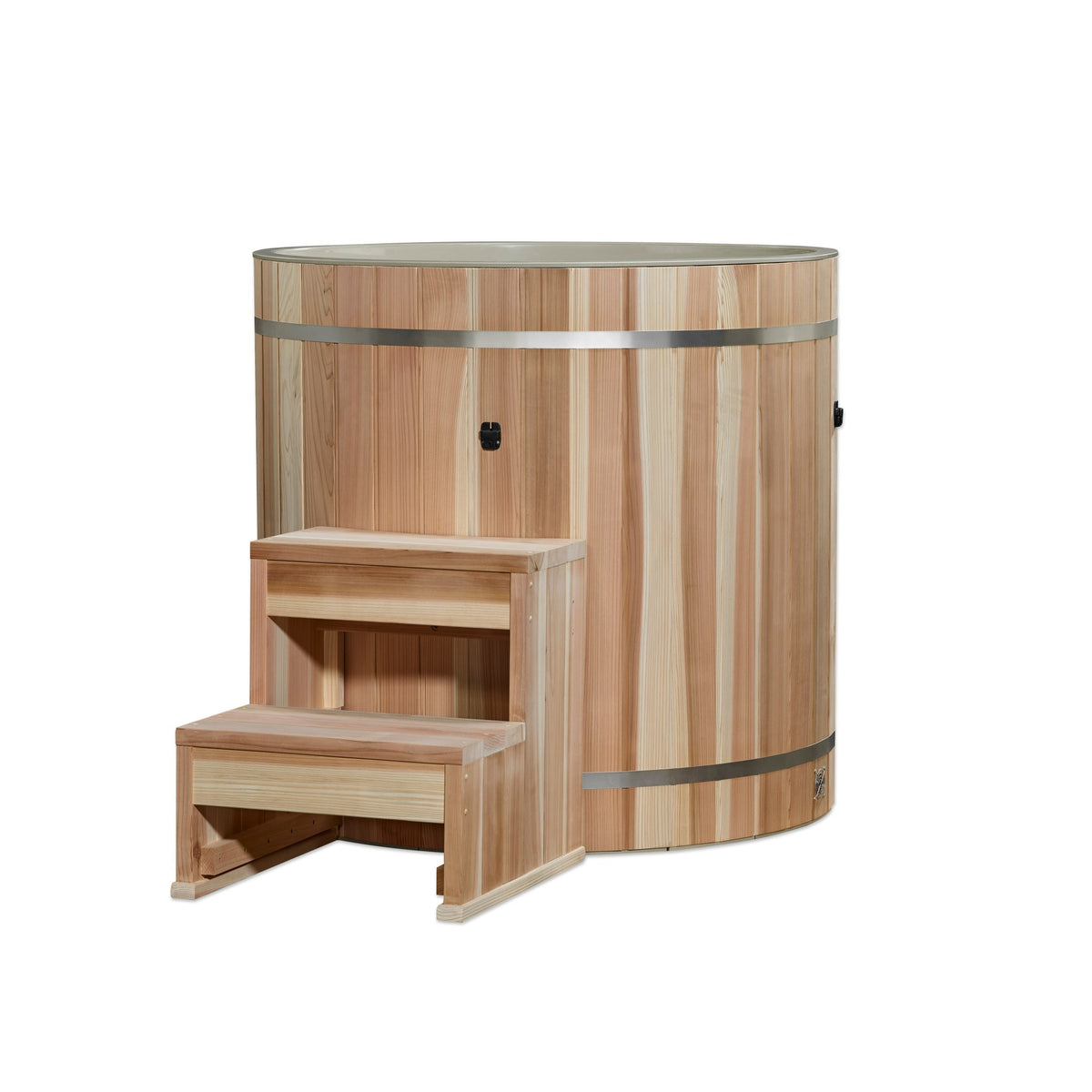 Dynamic Cold Therapy Barrel Cold Plunge Tub with PVC Interior, green interior, with the cedar step