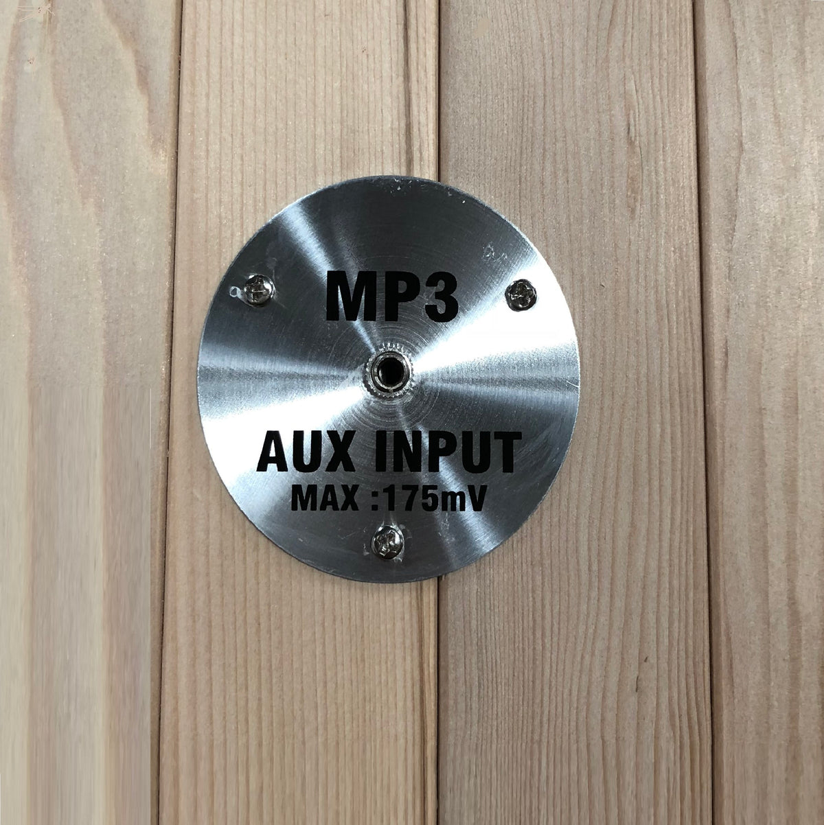 Maxxus sauna MP3 auxiliary input