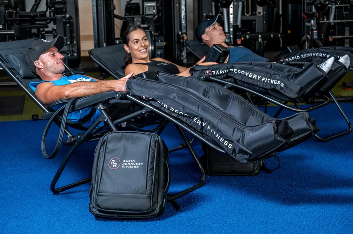 I Tried Compression Boots for 30 Days Straight… and My Legs Now Refuse to Feel Sore (Athletes Are Secretly Obsessed)