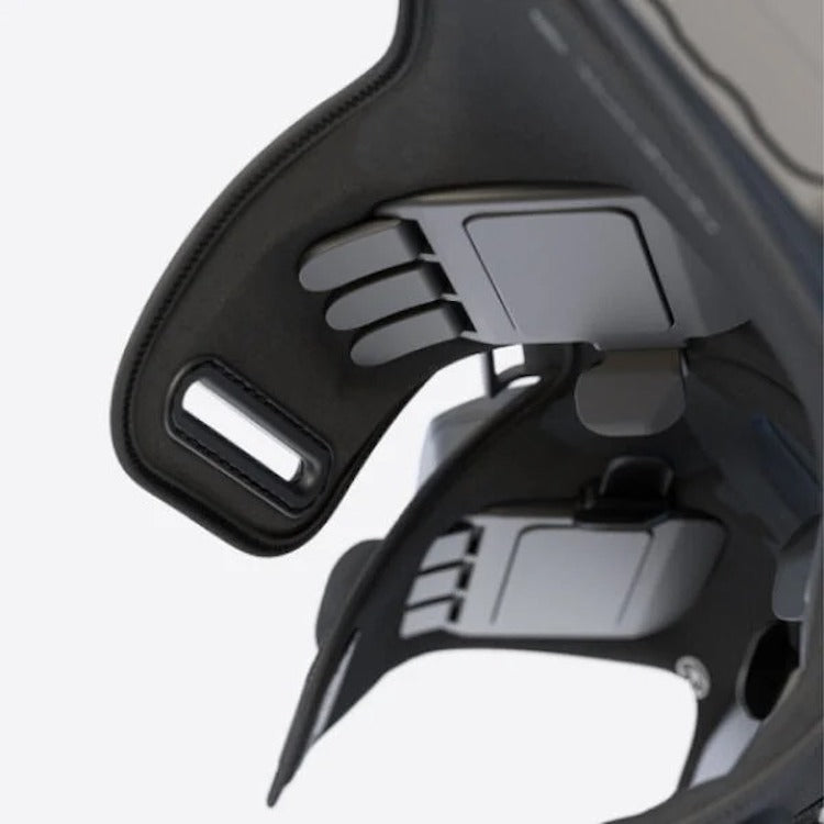 Therabody RecoveryTherm Hot and Cold Vibration Knee