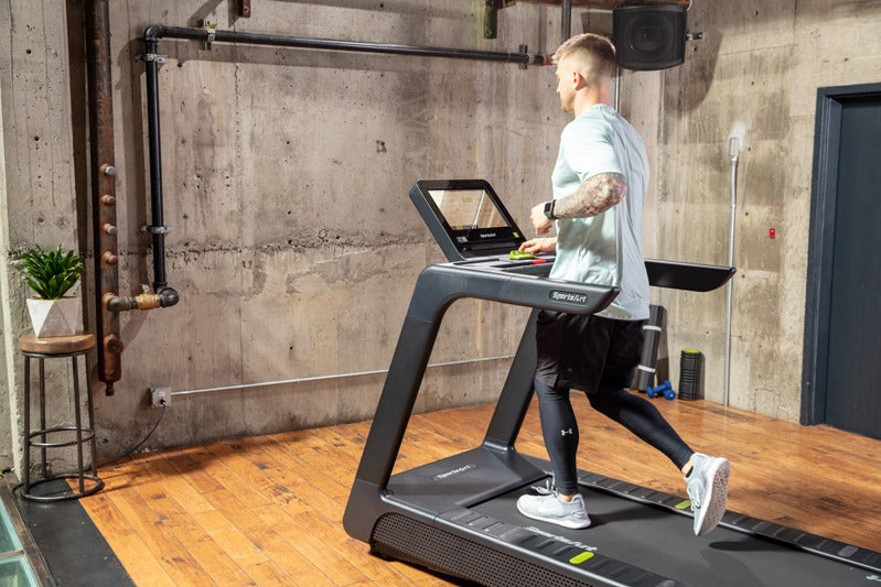 Runner on the T674 16-inch