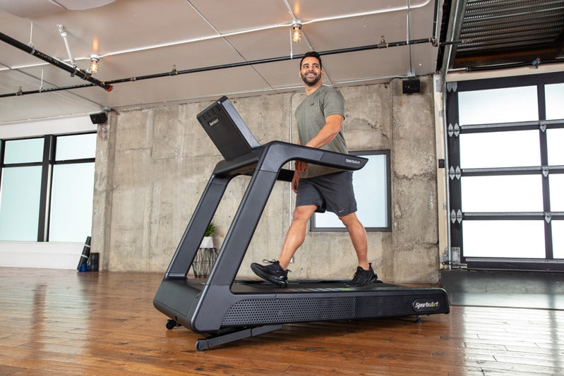 Runner on the T674 Elite