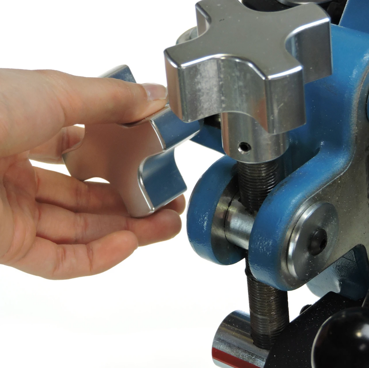 SP3™ Softball Pitching Machine (M1036)