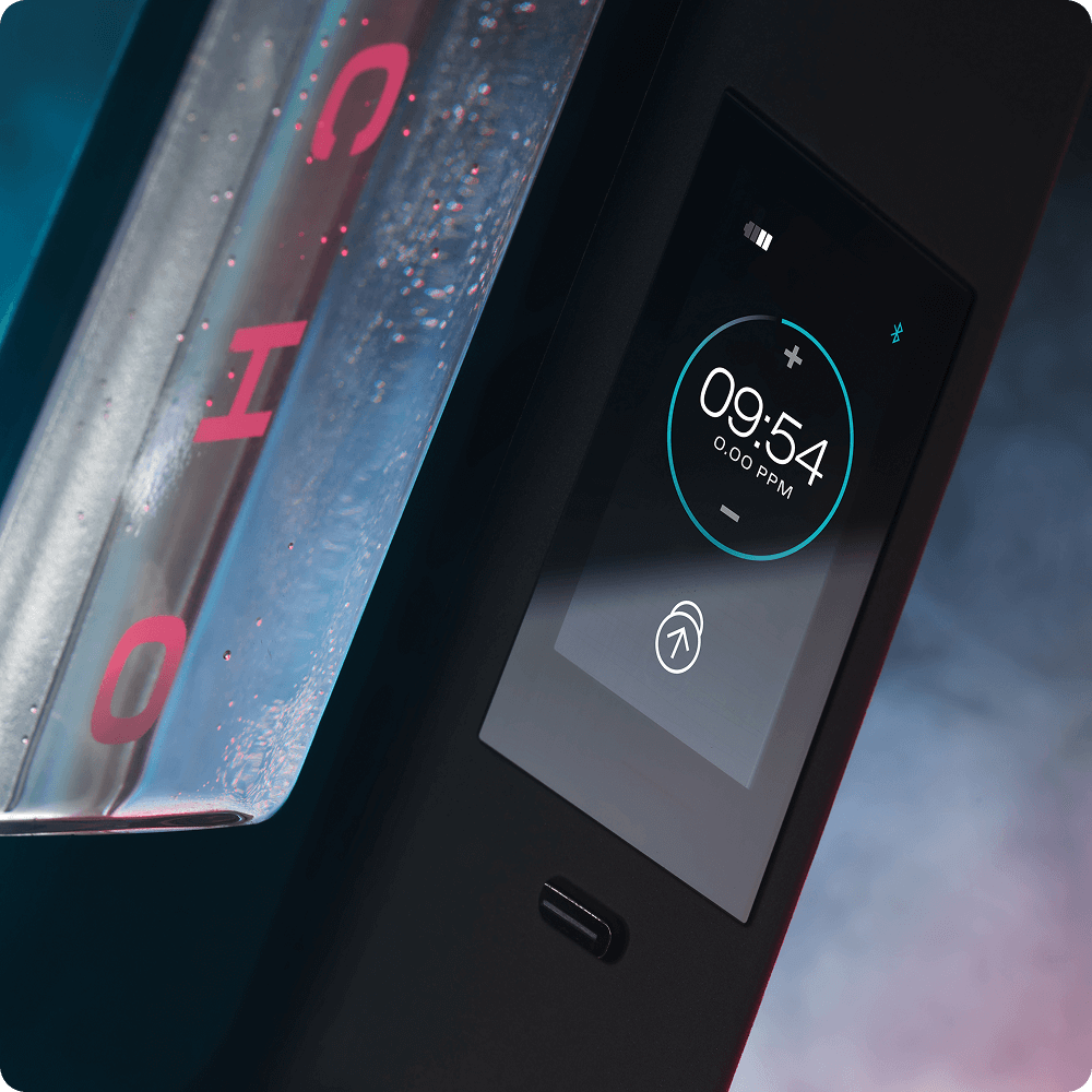 ECHO Flask: A screen and an app that keep track for you.