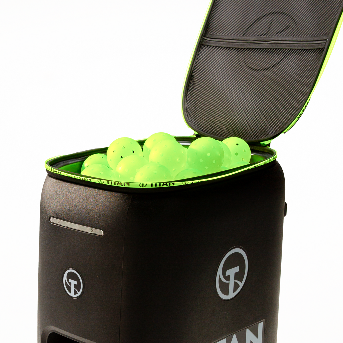 Titan ONE Pickleball Machine – view 2